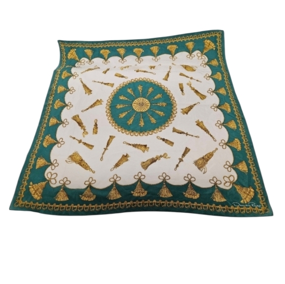 Oscar De La Renta Vintage Silk Scarf In Green White And Yellow - Picture 6 of 12